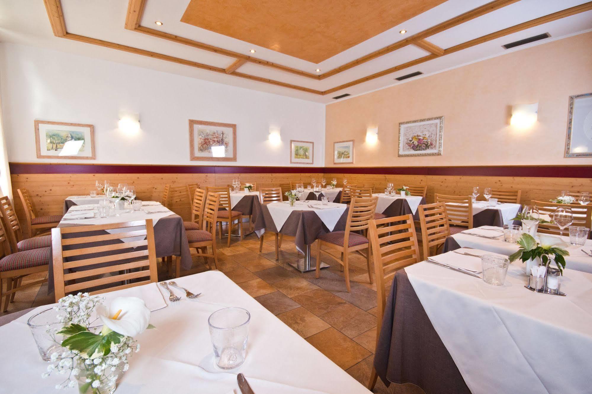 Hotel Martinelli Ronzo-Chienis Eksteriør bilde